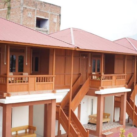 Granada Inn Palu Exterior foto